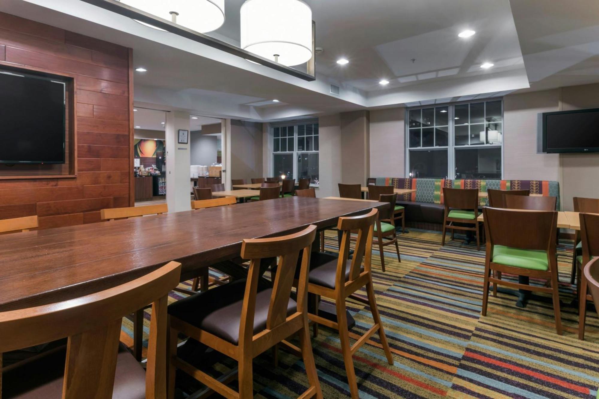 Fairfield Inn Kansas City Downtown/Union Hill Экстерьер фото